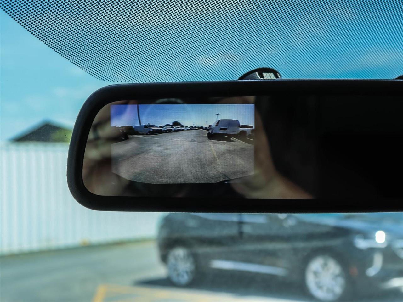 2025 Chevrolet Express Cargo Van 2500 Extended Wheelbase Rear-Wheel Drive Photo