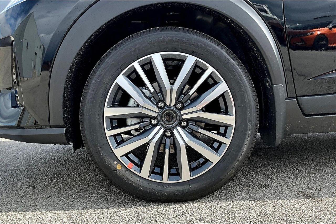 2025 Nissan Kicks Play SV 4dr Front-Wheel Drive Photo