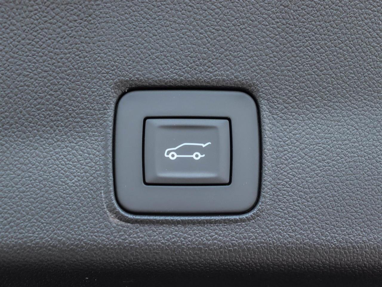 2026 Chevrolet TrailBlazer AWD 4dr LT Photo