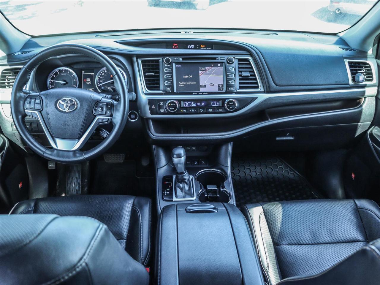 2019 Toyota Highlander  Photo