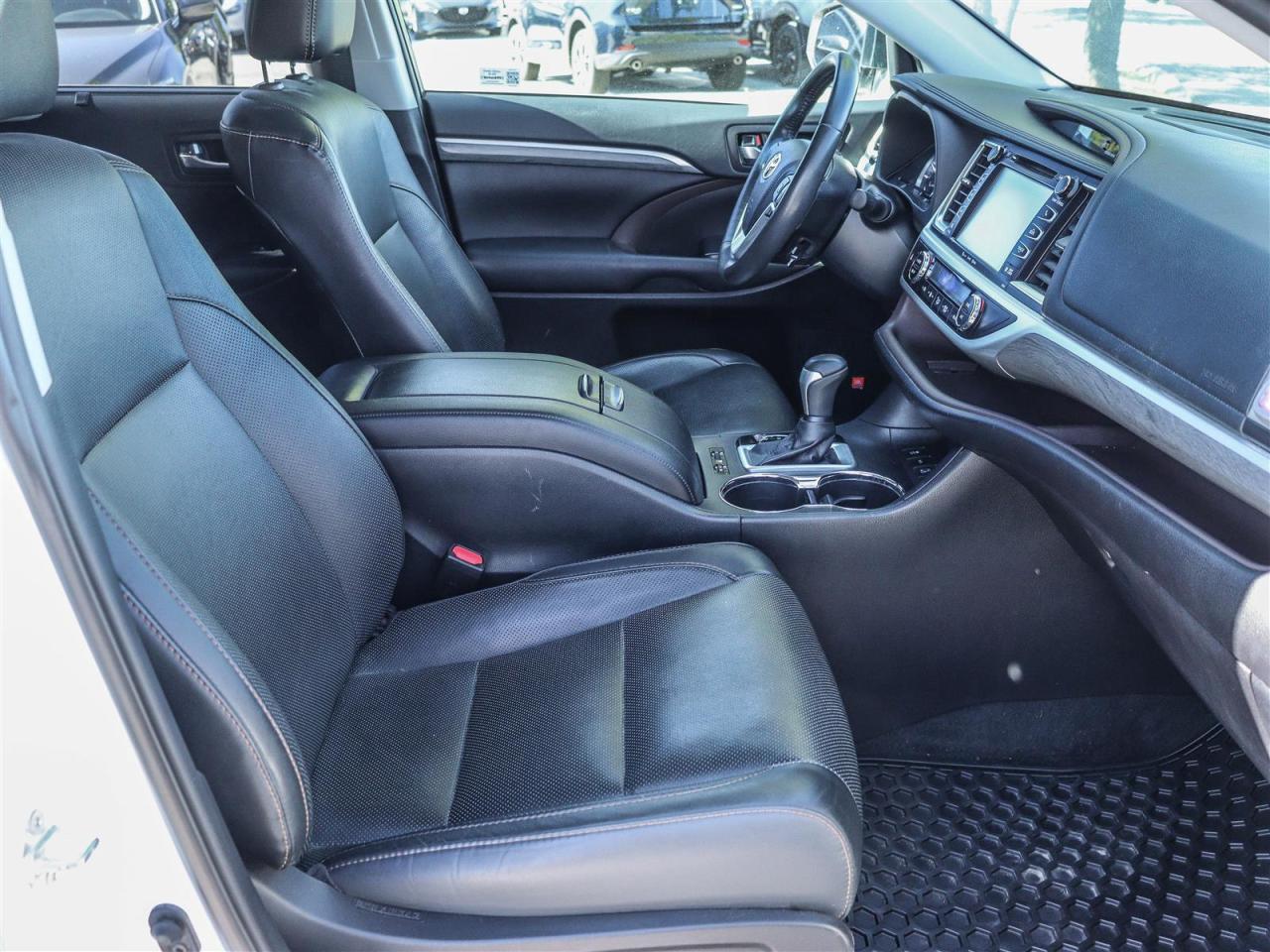 2019 Toyota Highlander  Photo