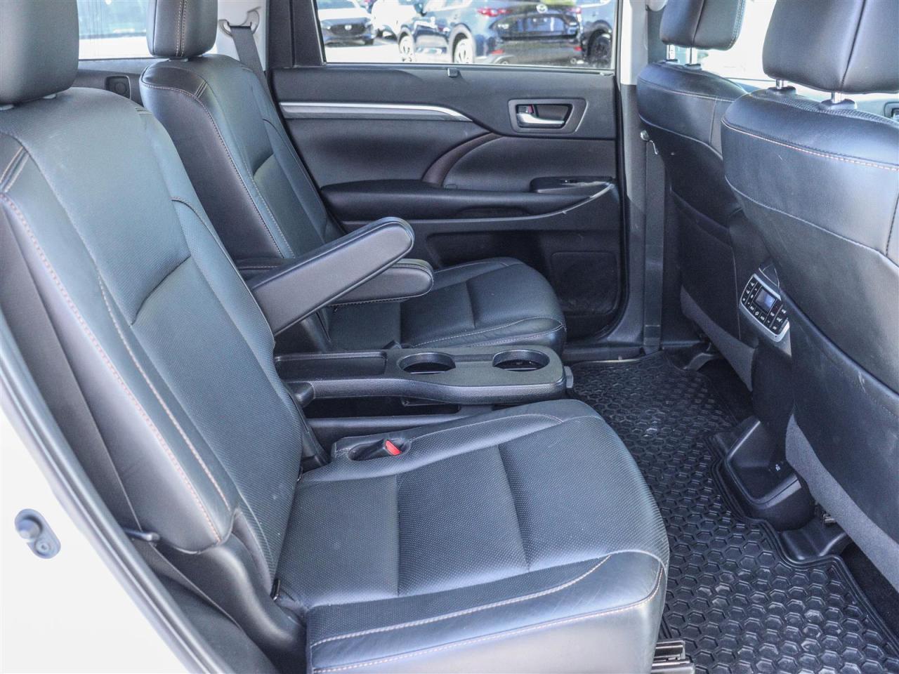 2019 Toyota Highlander  Photo