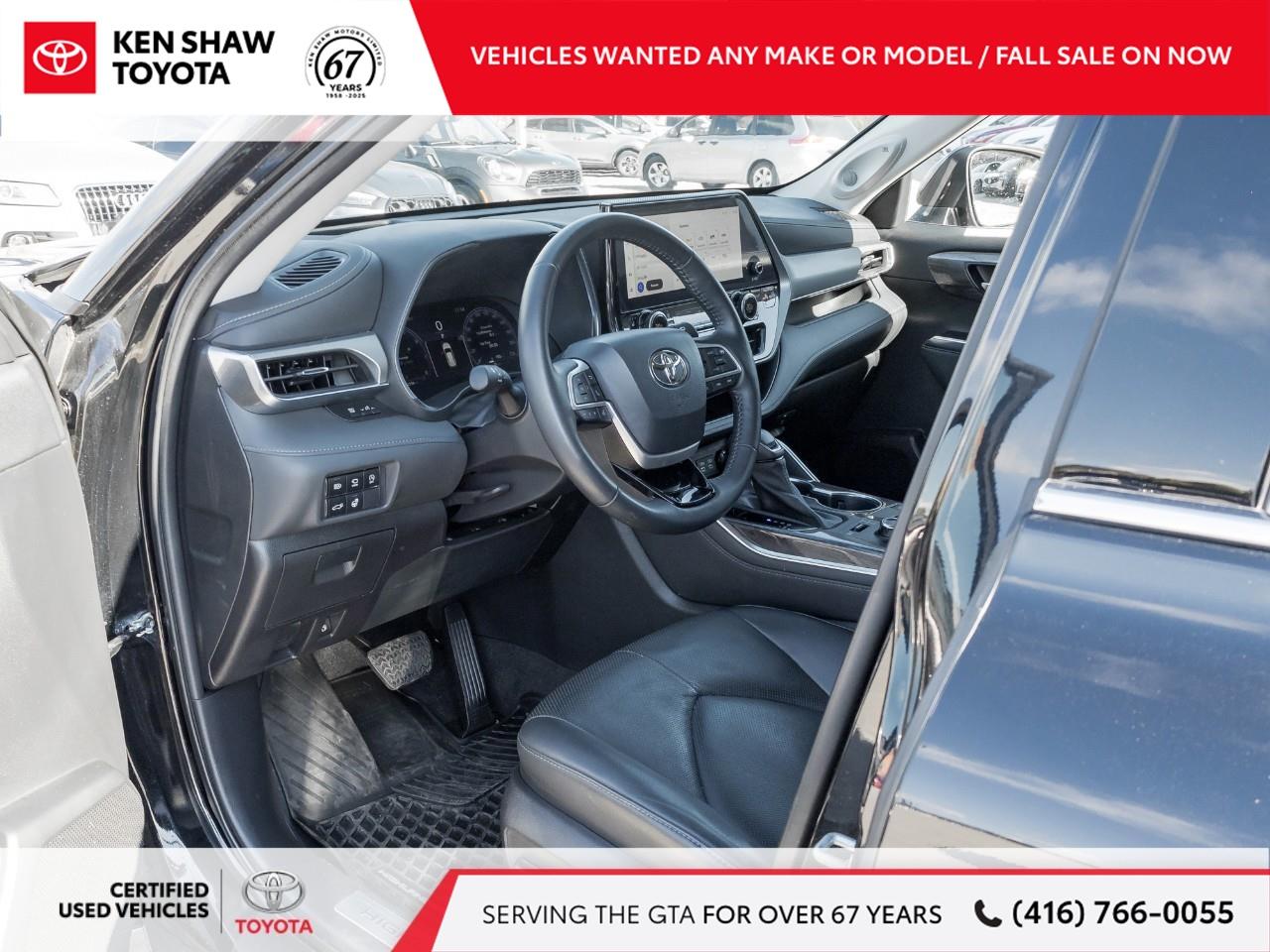 2023 Toyota Highlander XSE 4dr All-Wheel Drive Photo