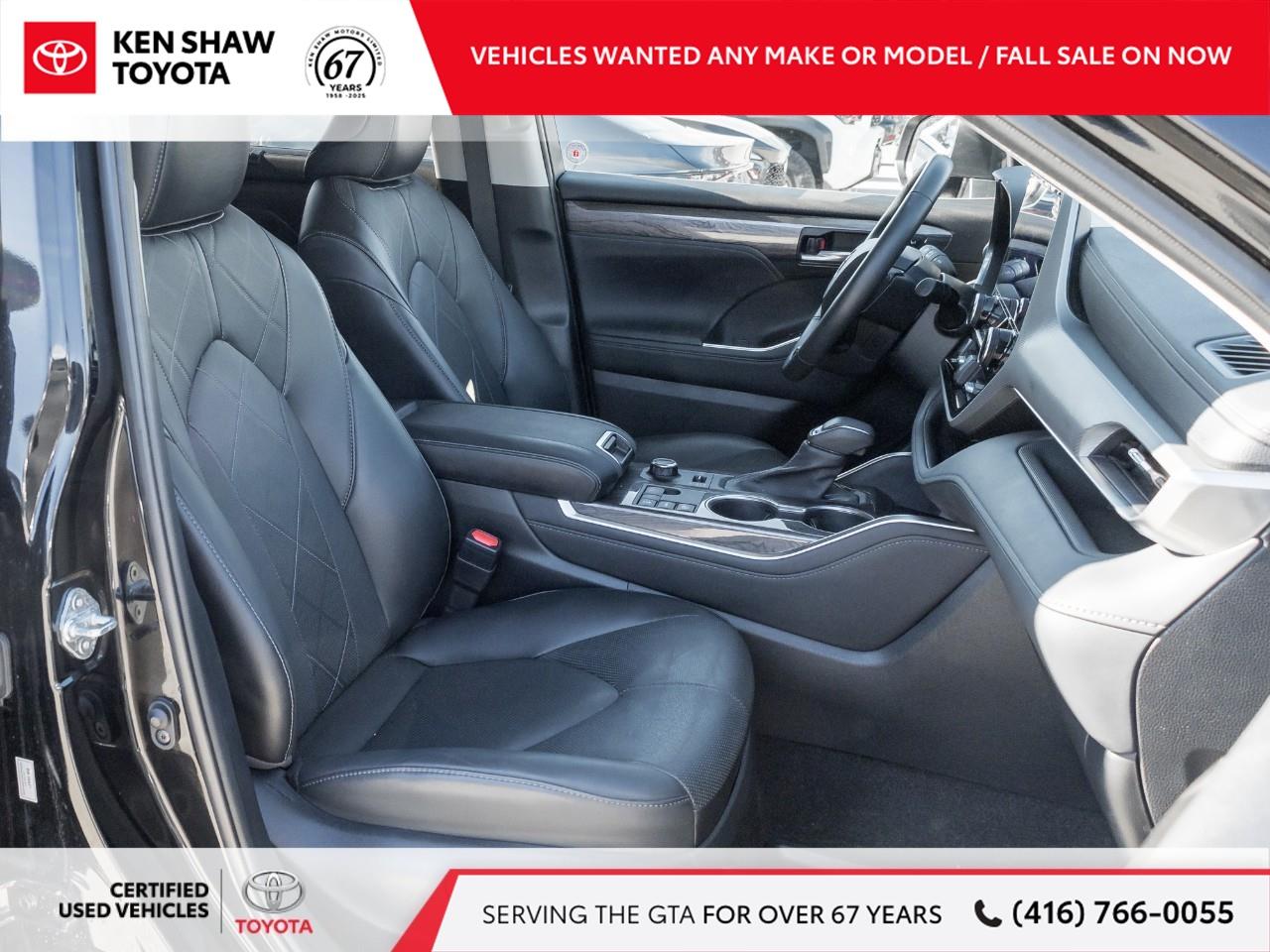 2023 Toyota Highlander XSE 4dr All-Wheel Drive Photo