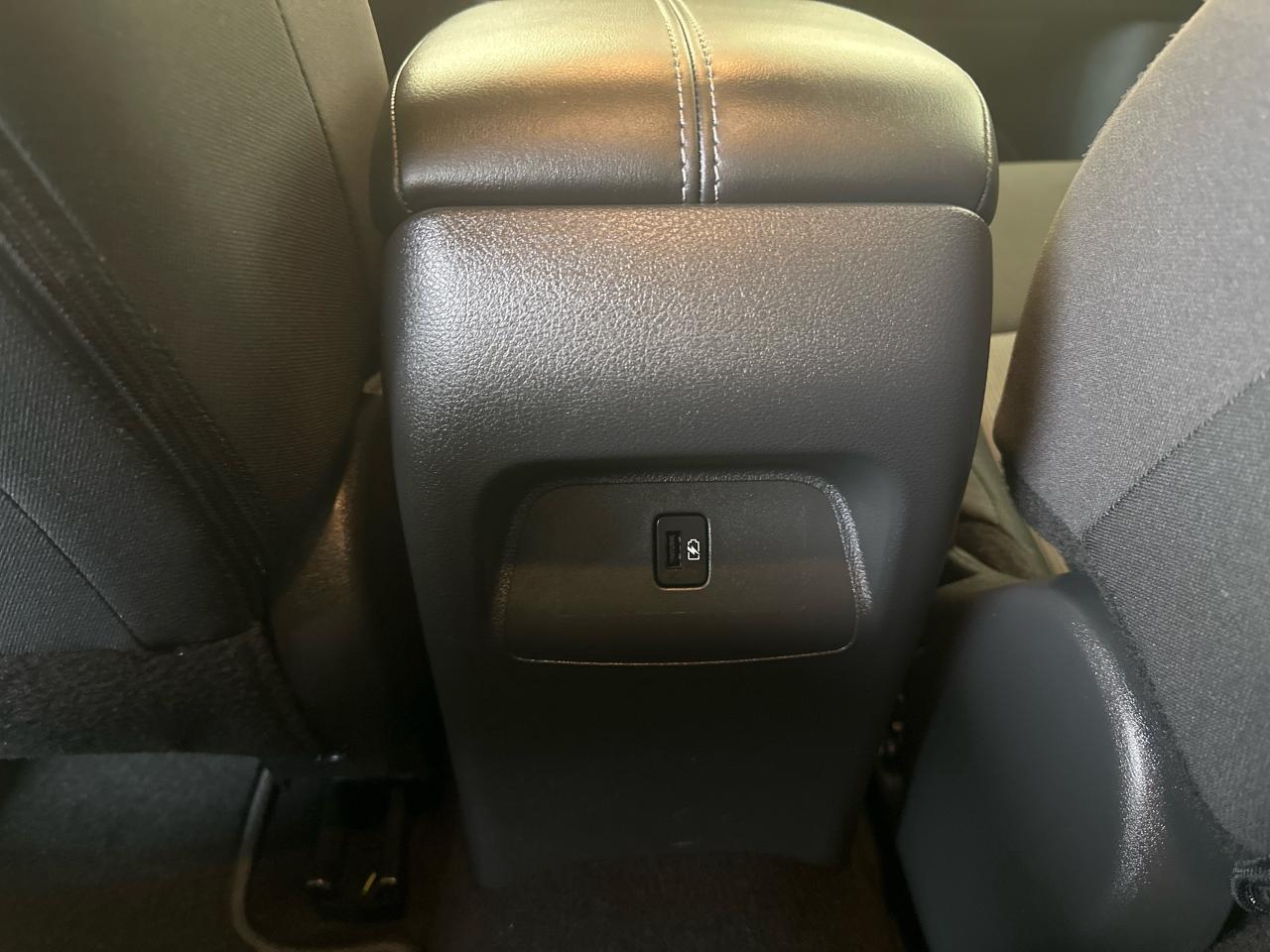 2024 Nissan Sentra SV 4DR SEDAN Photo