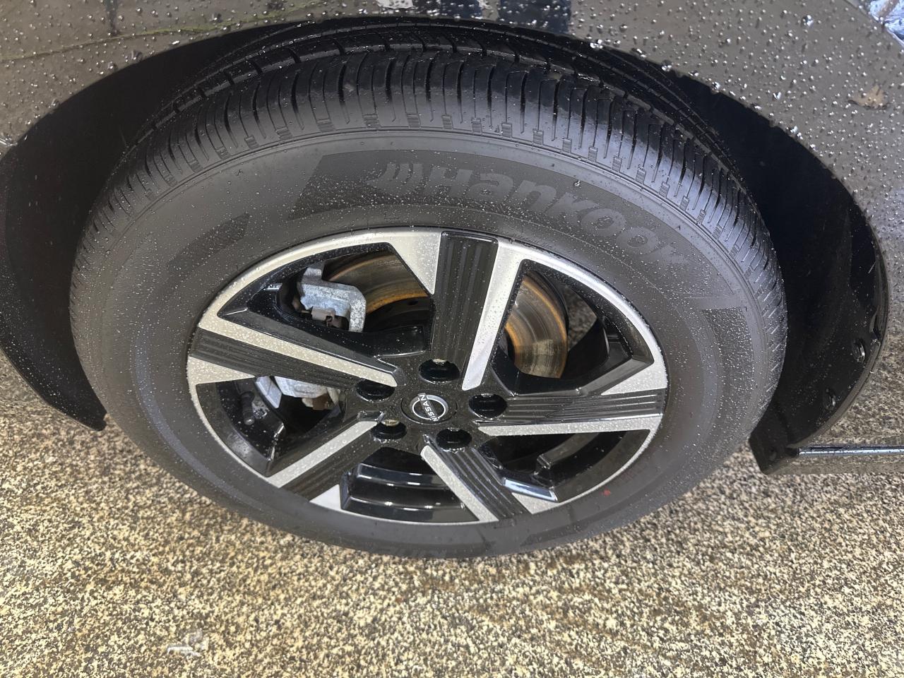 2024 Nissan Sentra SV 4DR SEDAN Photo