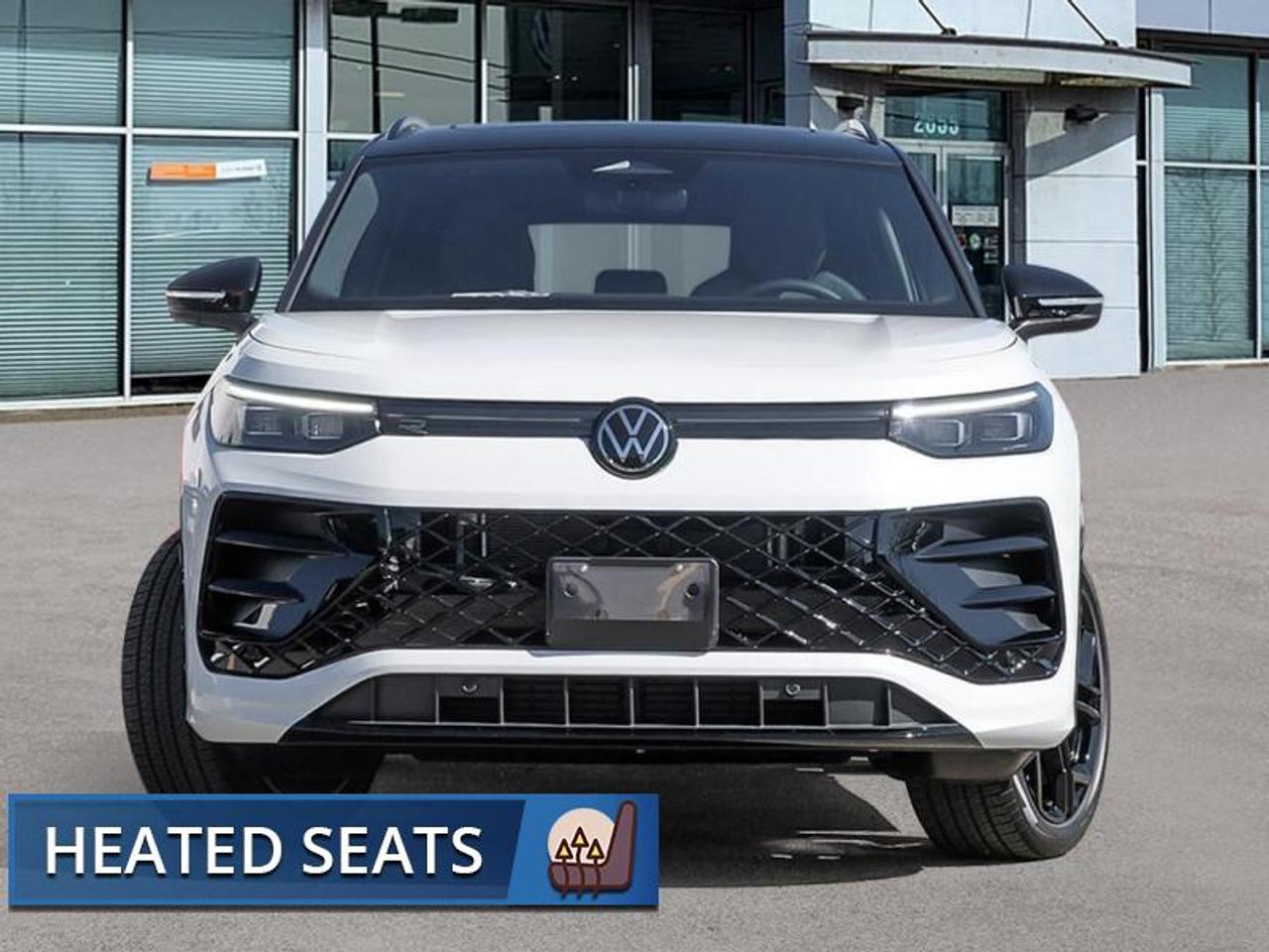 2026 Volkswagen Tiguan Comfortline R-Line Black Edition Photo