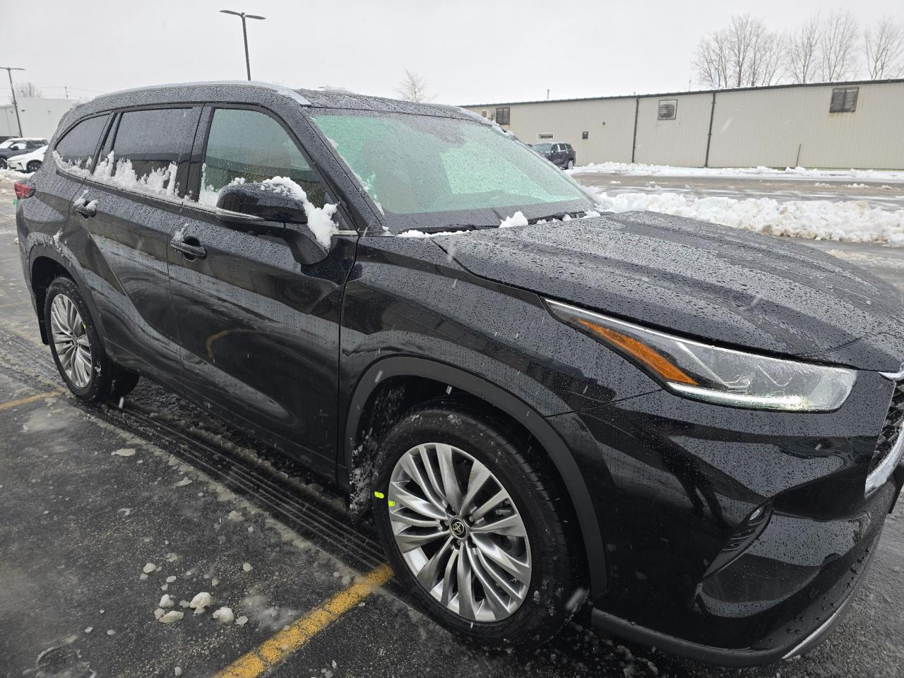 2026 Toyota Highlander Limited 4dr All-Wheel Drive Photo