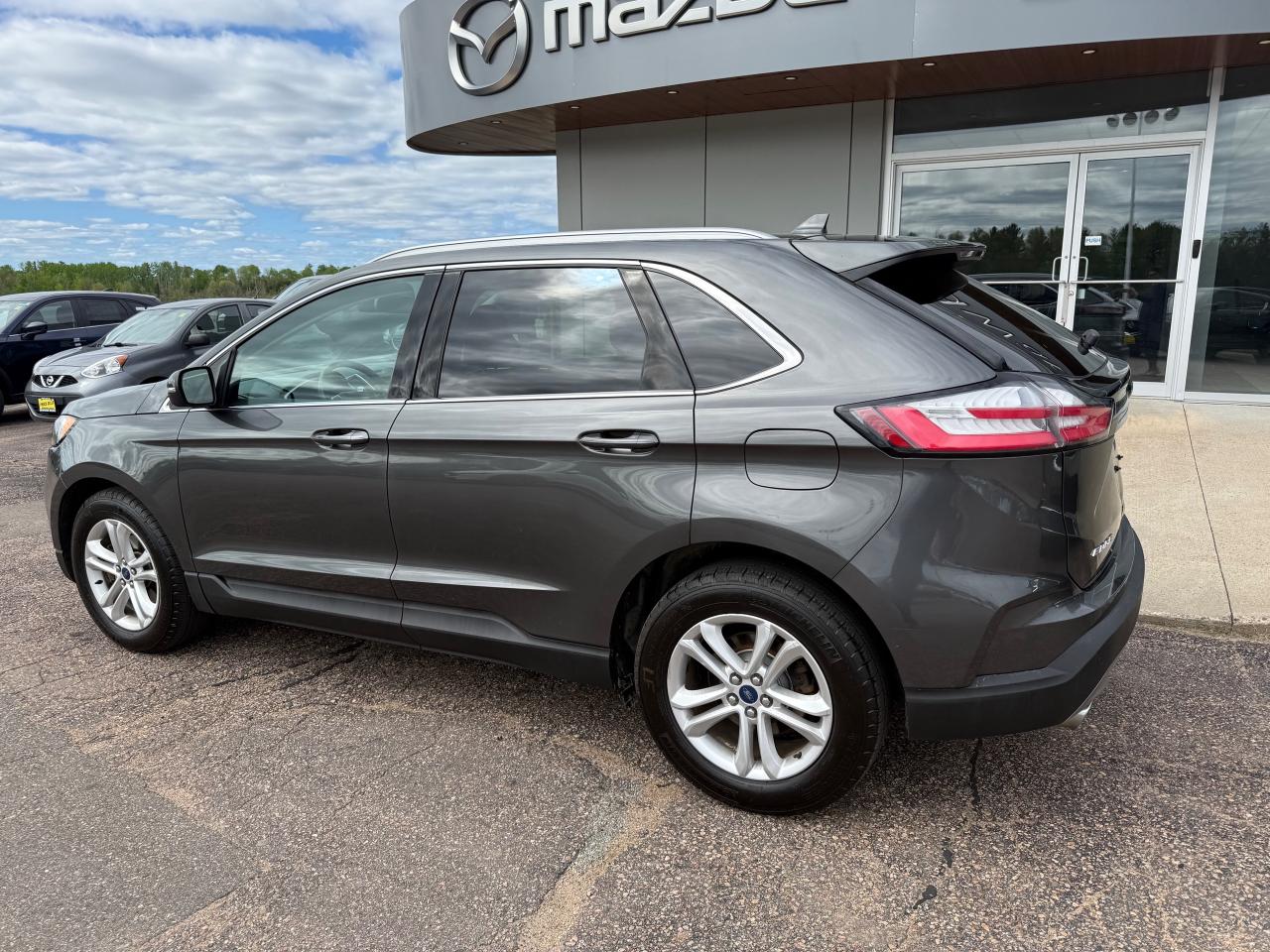 2019 Ford Edge SEL 4dr Front-wheel Drive Photo