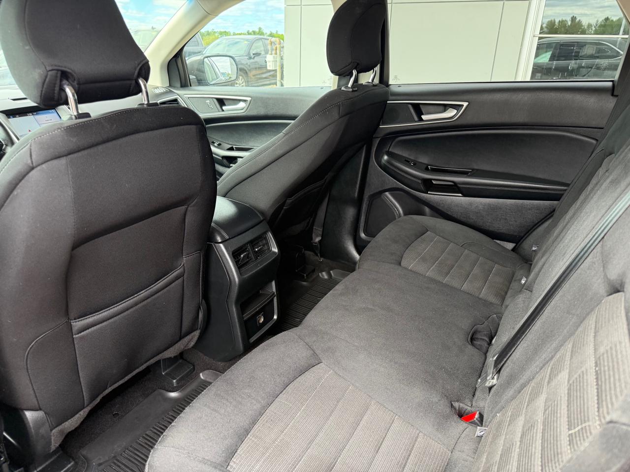 2019 Ford Edge SEL 4dr Front-wheel Drive Photo