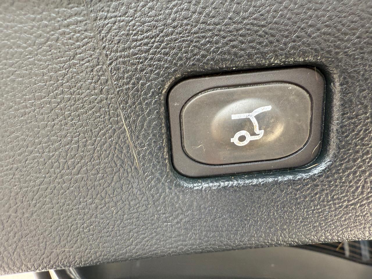 2019 Ford Edge SEL 4dr Front-wheel Drive Photo