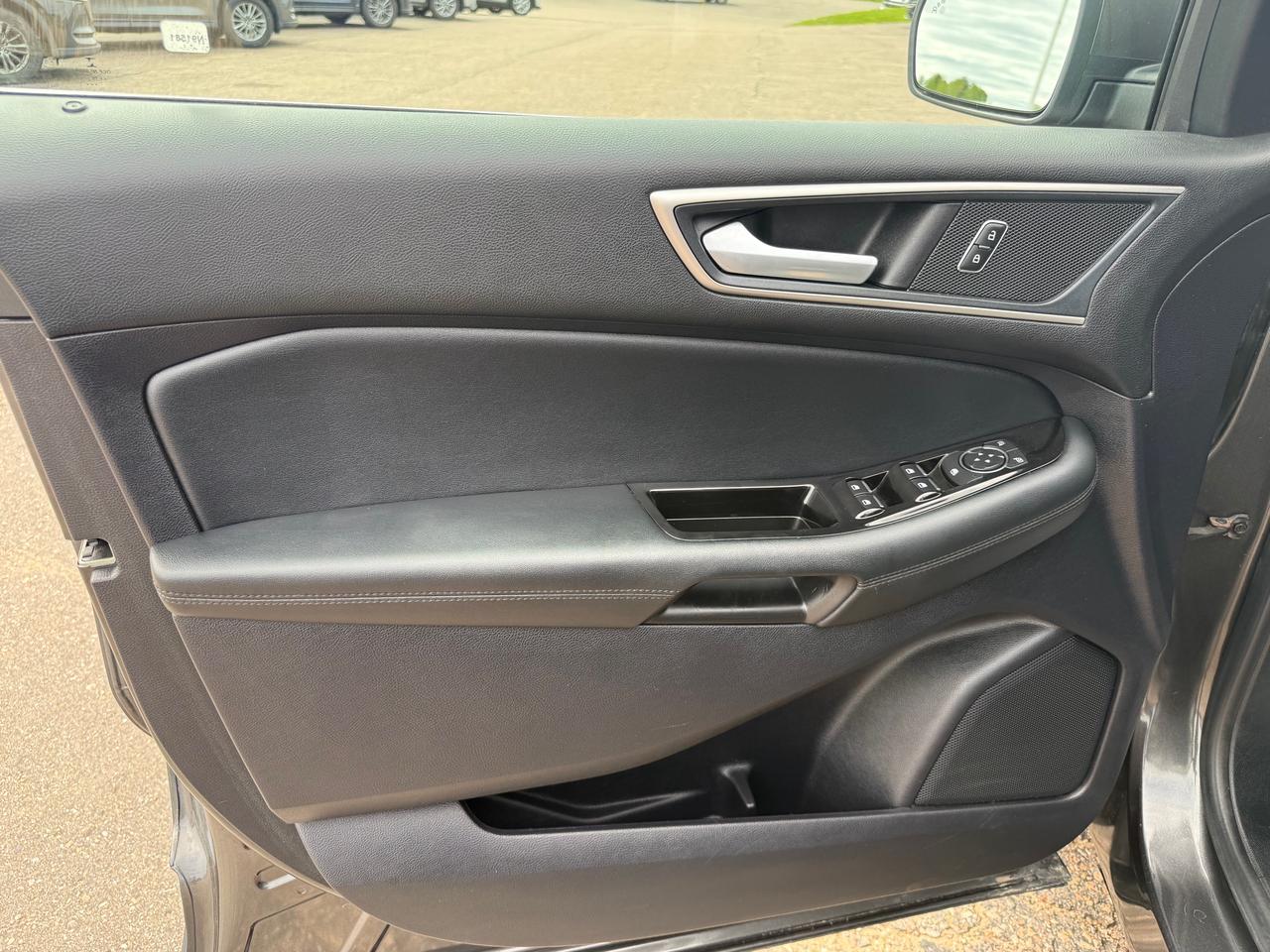 2019 Ford Edge SEL 4dr Front-wheel Drive Photo