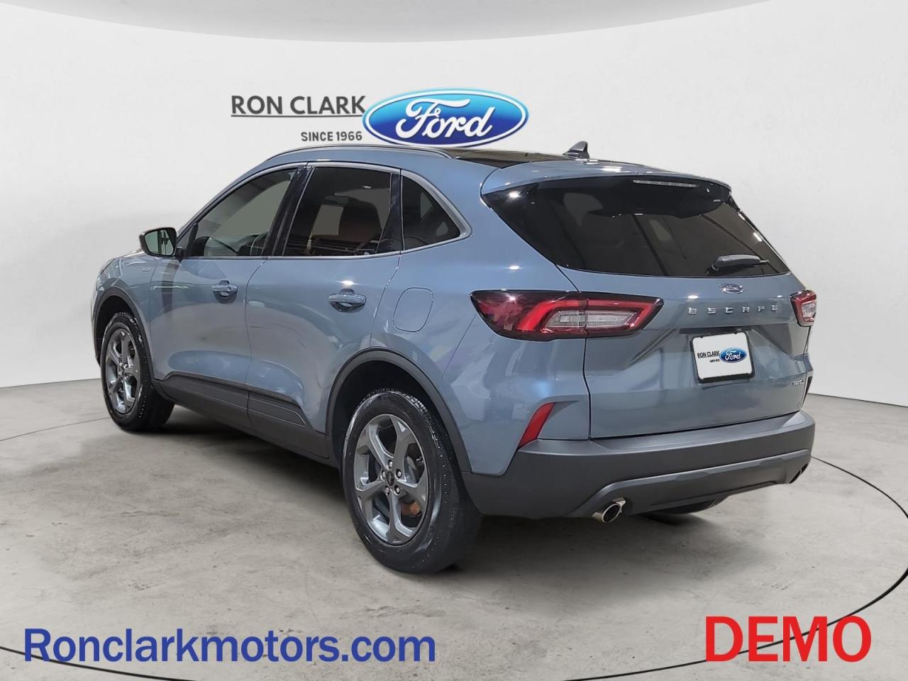 2025 Ford Escape ST-Line 4dr All-Wheel Drive Photo4