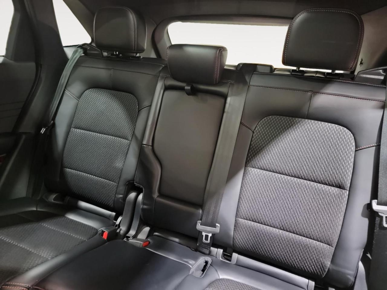 2025 Ford Escape ST-Line 4dr All-Wheel Drive Photo