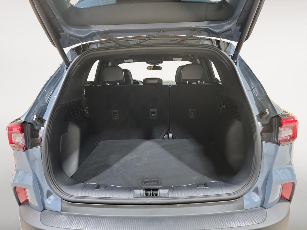 2025 Ford Escape ST-Line 4dr All-Wheel Drive Photo