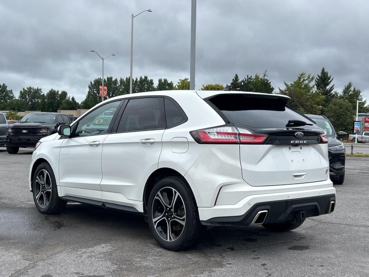 2022 Ford Edge ST 4dr All-Wheel Drive Photo3