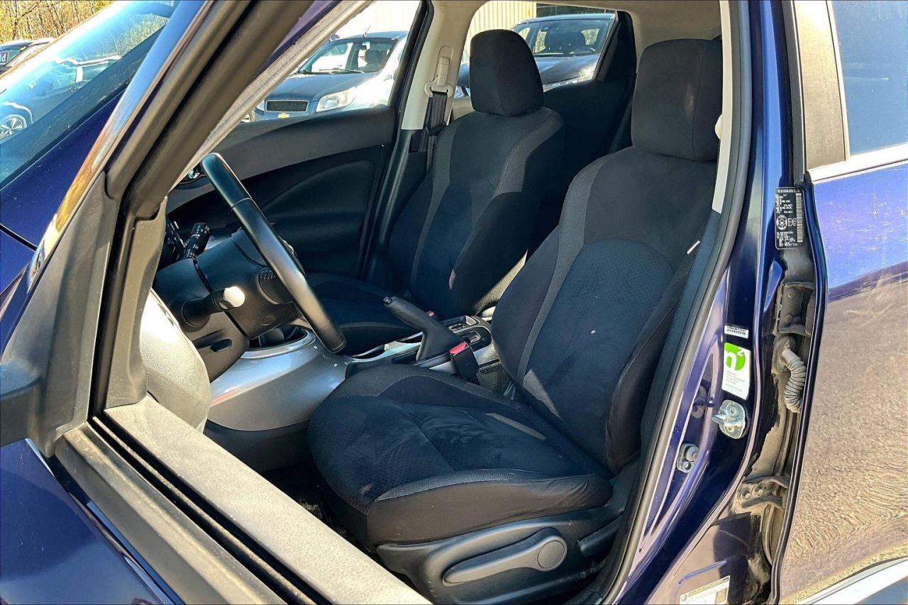 2017 Nissan Juke SV (M6) 4dr Front-Wheel Drive Photo