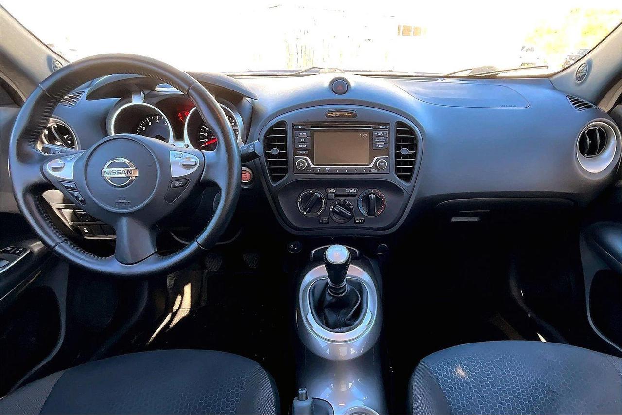 2017 Nissan Juke SV (M6) 4dr Front-Wheel Drive Photo