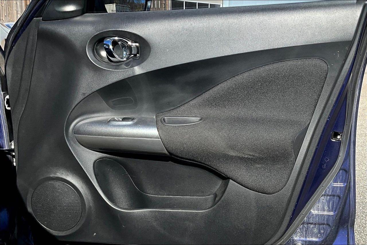 2017 Nissan Juke SV (M6) 4dr Front-Wheel Drive Photo