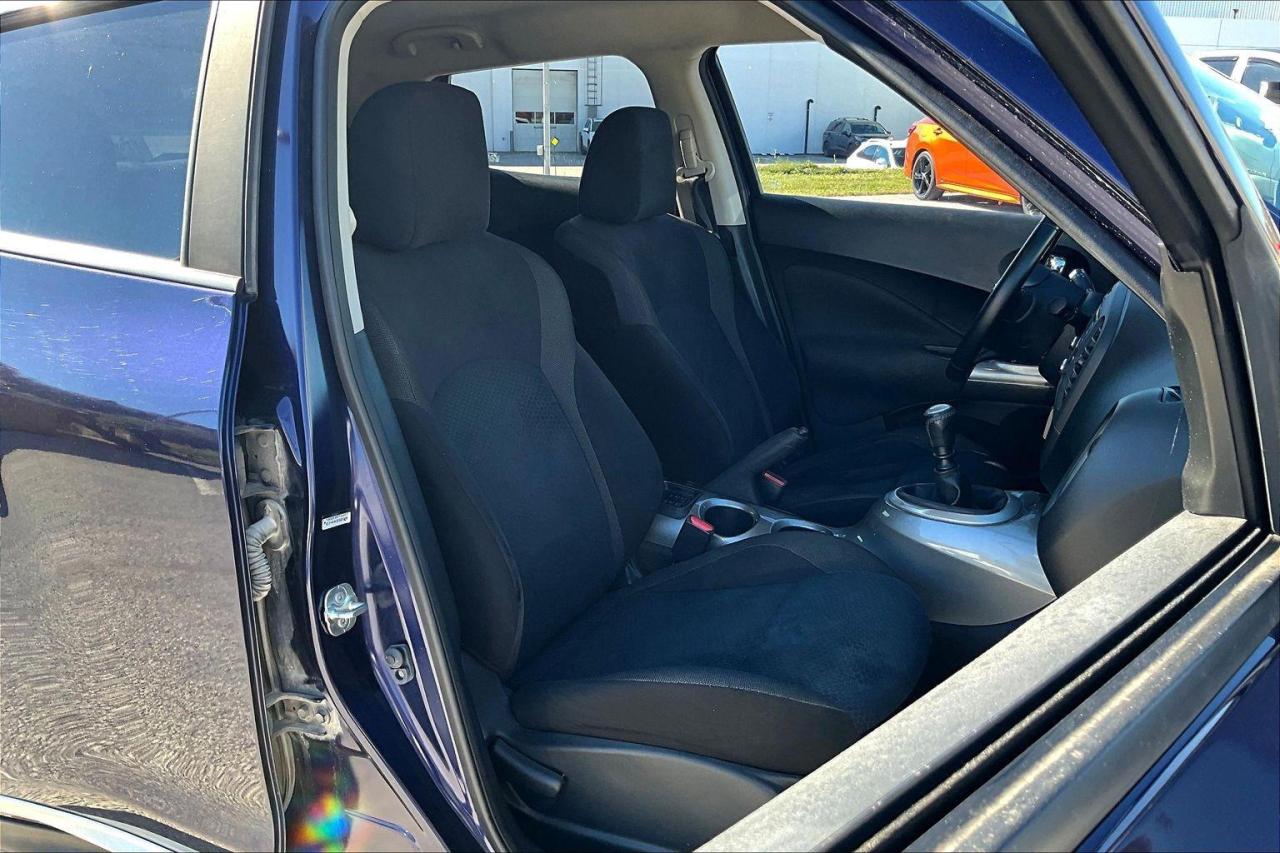 2017 Nissan Juke SV (M6) 4dr Front-Wheel Drive Photo