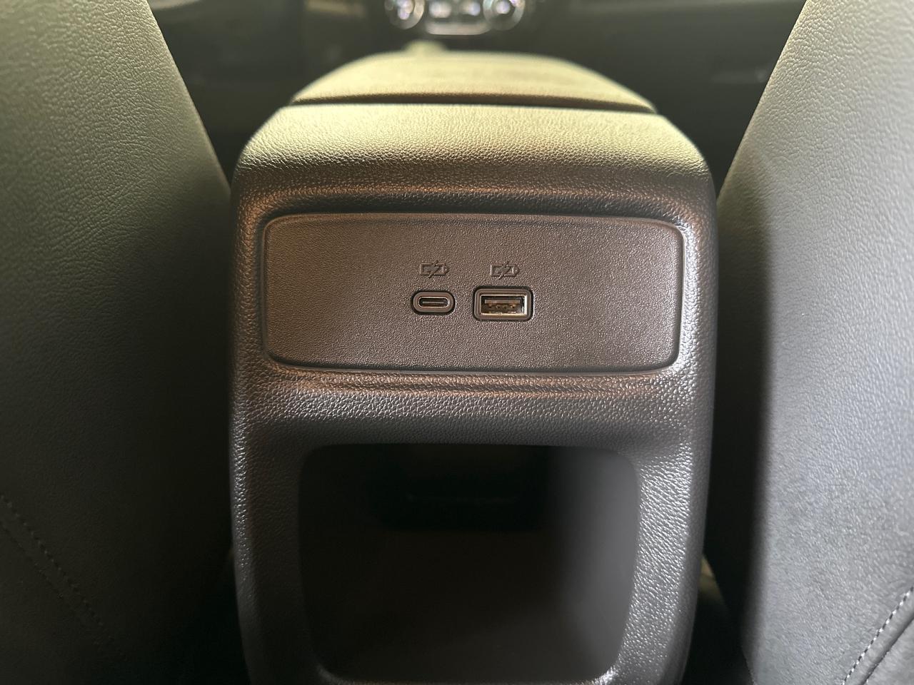 2024 Chevrolet Trax 2RS 4dr Front-Wheel Drive Photo