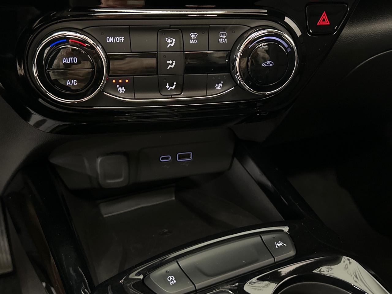 2024 Chevrolet Trax 2RS 4dr Front-Wheel Drive Photo