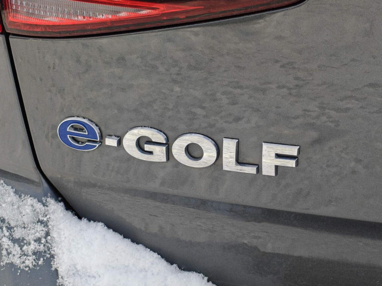 2017 Volkswagen e-Golf Comfortline 4dr Hatchback Photo