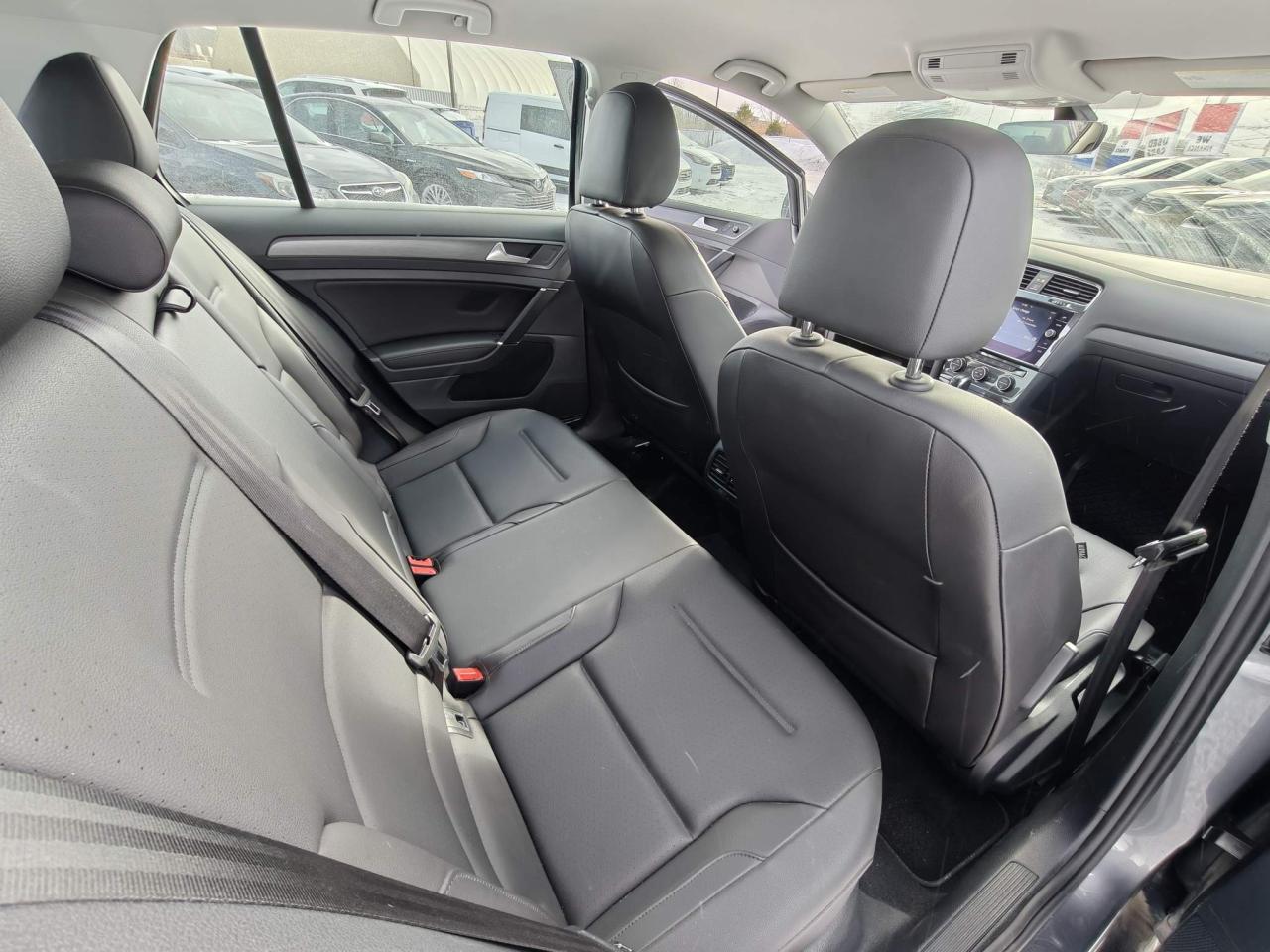 2017 Volkswagen e-Golf Comfortline 4dr Hatchback Photo