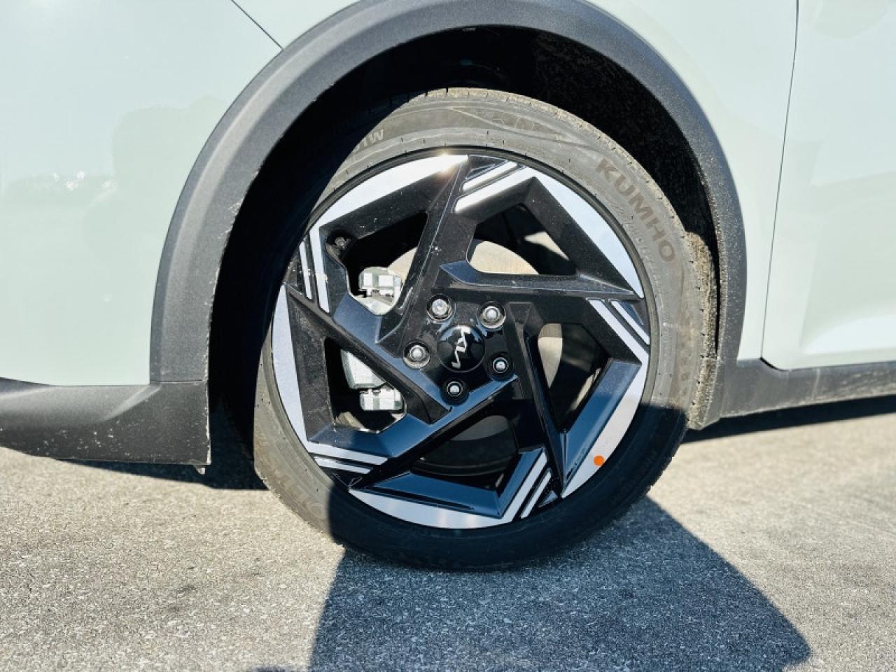 2025 Kia K4 EX Photo