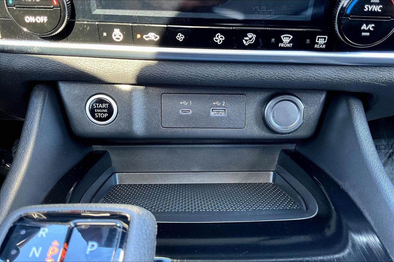 2023 Nissan Rogue SV Moonroof 4dr All-Wheel Drive Sport Utility Photo