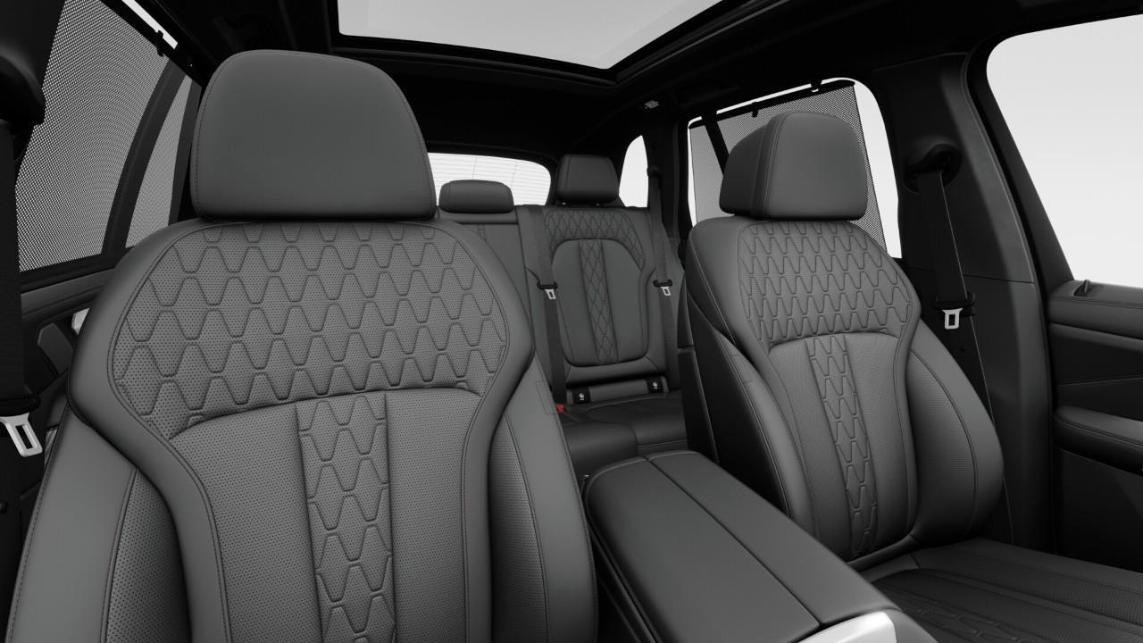 2026 BMW X5 M60i xDrive 4dr All-Wheel Drive Sports Activity Vehicle Photo