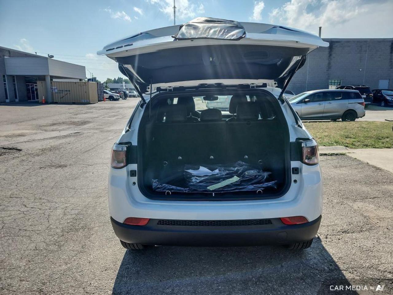 2025 Jeep Compass Altitude 4dr 4x4 Photo