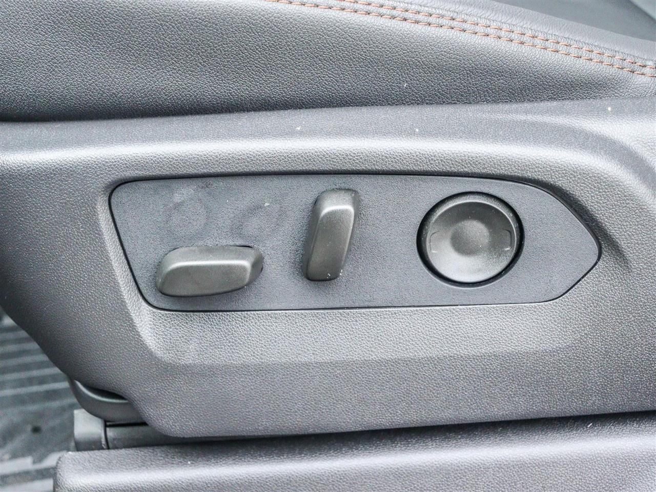 2026 GMC Sierra 1500 Crew Cab Short Box 4-Wheel Drive AT4 Photo