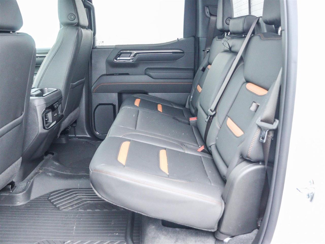 2026 GMC Sierra 1500 Crew Cab Short Box 4-Wheel Drive AT4 Photo