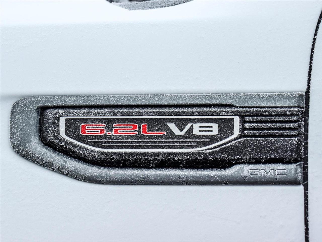 2026 GMC Sierra 1500 Crew Cab Short Box 4-Wheel Drive AT4 Photo