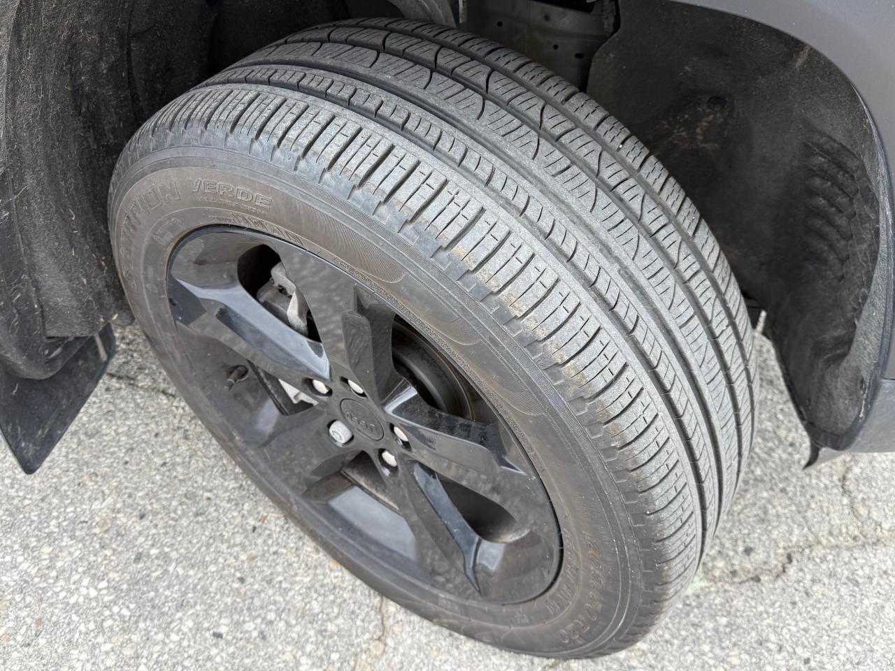 2024 Jeep Grand Cherokee L Limited 4dr 4x4 Photo