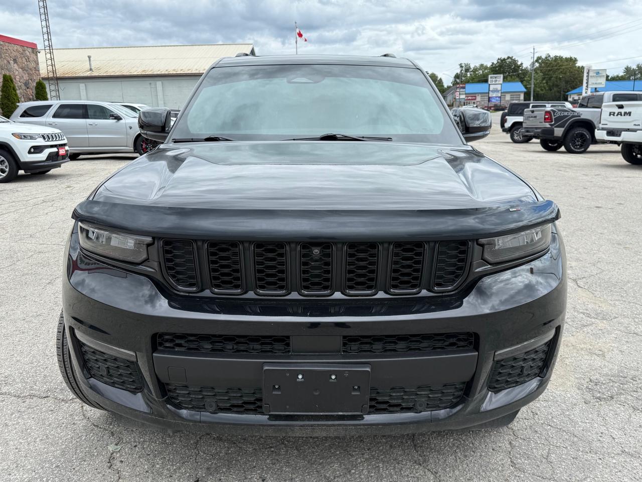 2024 Jeep Grand Cherokee L Limited 4dr 4x4 Photo