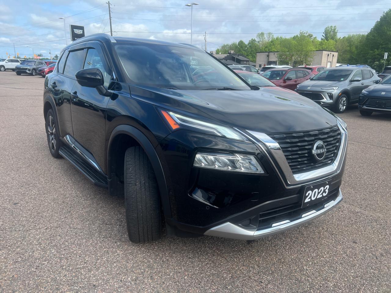 2023 Nissan Rogue Platinum 4dr All-Wheel Drive Sport Utility Photo3