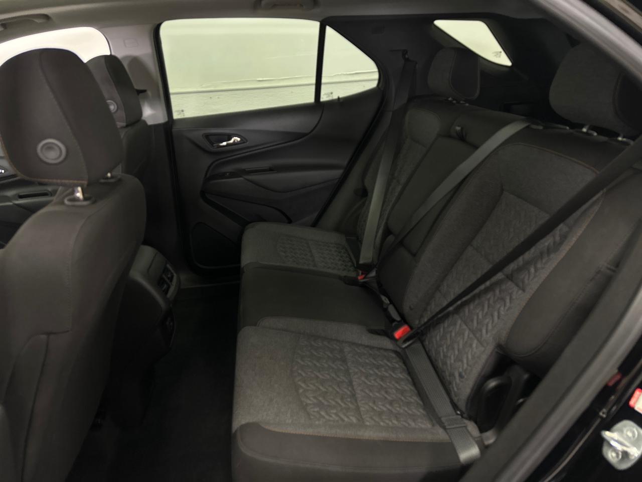 2022 Chevrolet Equinox LT w/1LT Front-Wheel Drive Photo