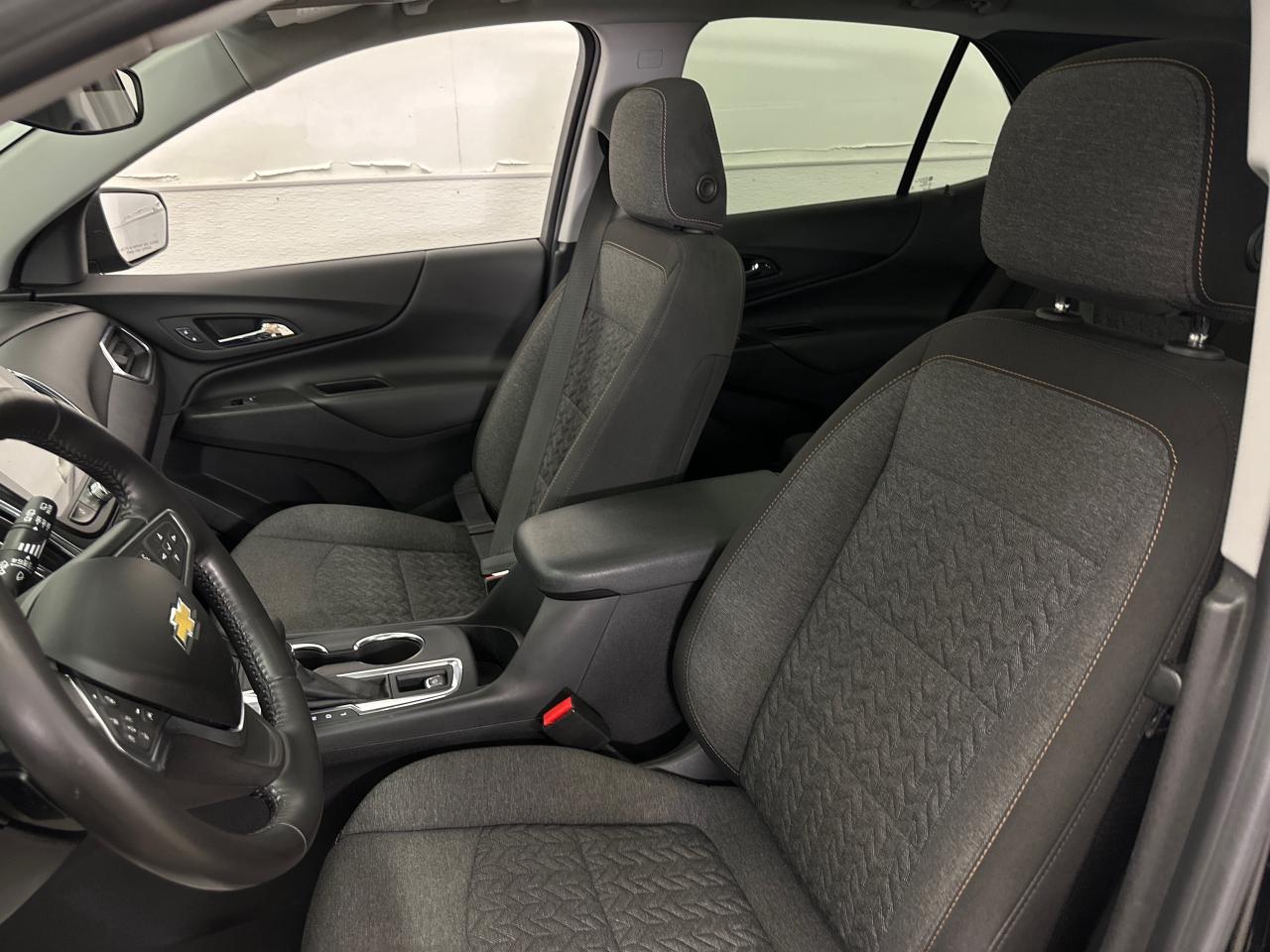 2022 Chevrolet Equinox LT w/1LT Front-Wheel Drive Photo