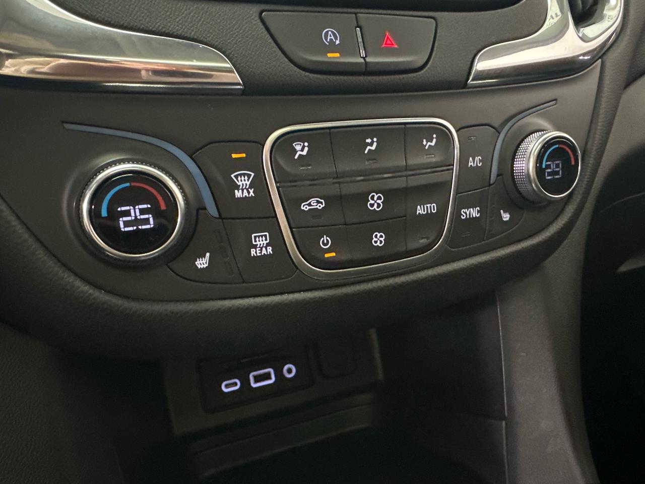 2022 Chevrolet Equinox LT w/1LT Front-Wheel Drive Photo