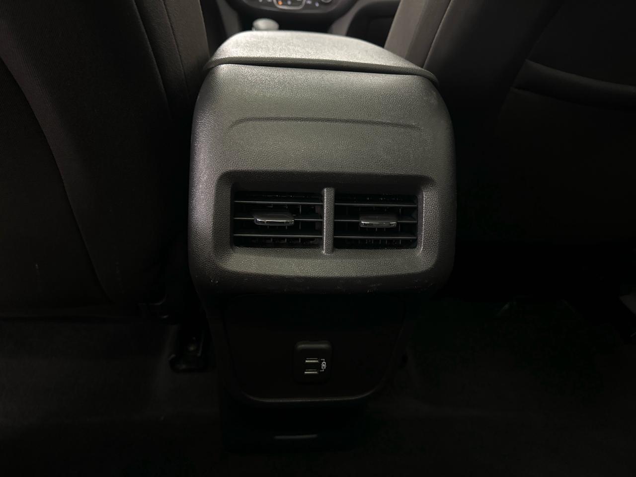 2022 Chevrolet Equinox LT w/1LT Front-Wheel Drive Photo