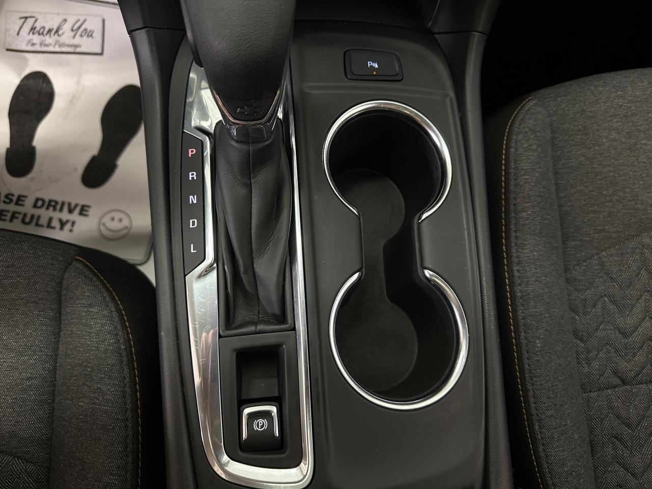 2022 Chevrolet Equinox LT w/1LT Front-Wheel Drive Photo