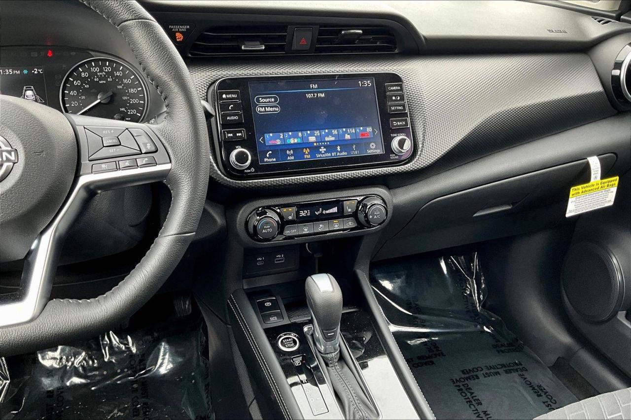 2025 Nissan Kicks Play SV 4dr Front-Wheel Drive Photo