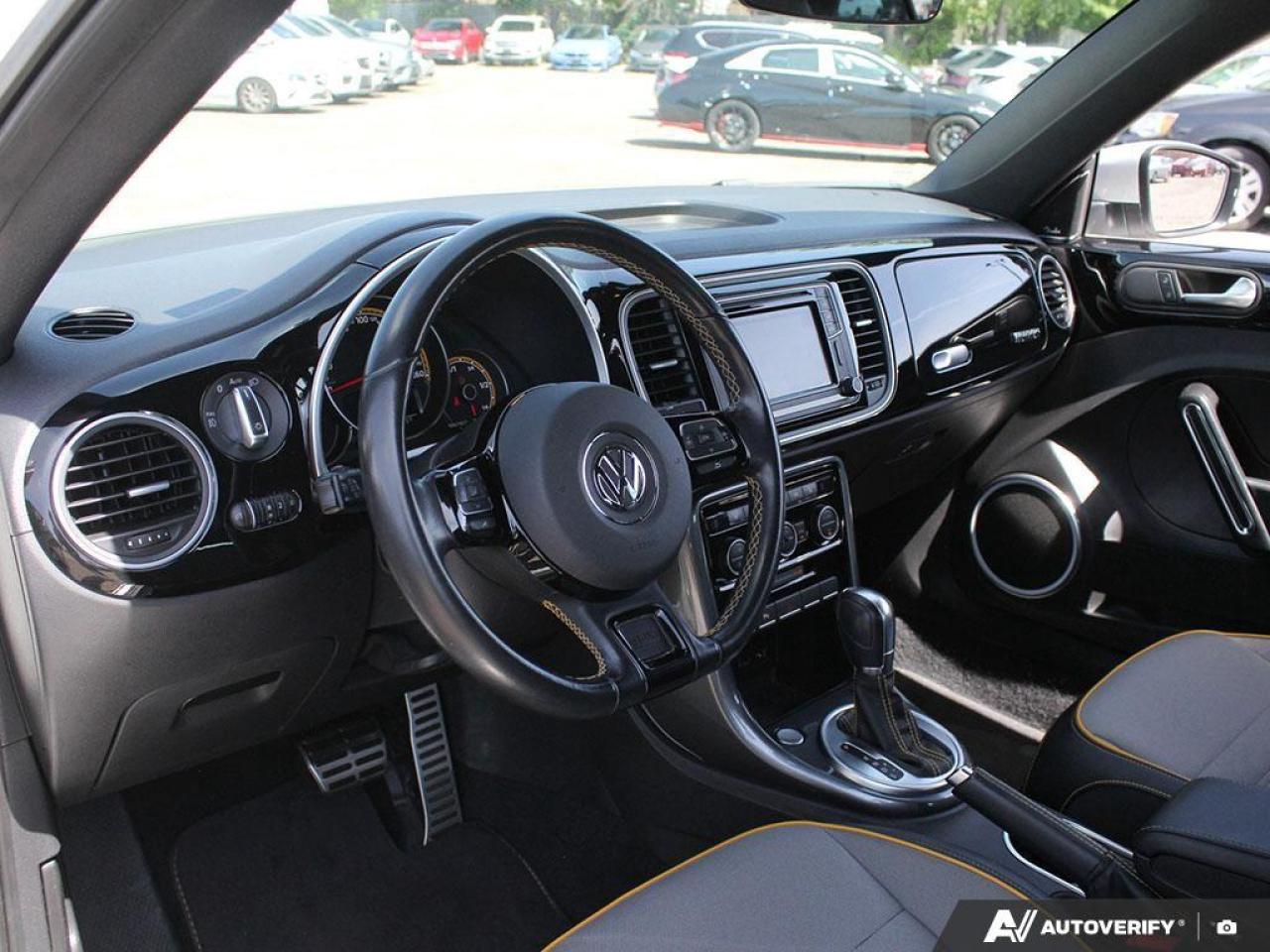 2018 Volkswagen Beetle 2.0 TSI Dune 2dr Convertible Photo