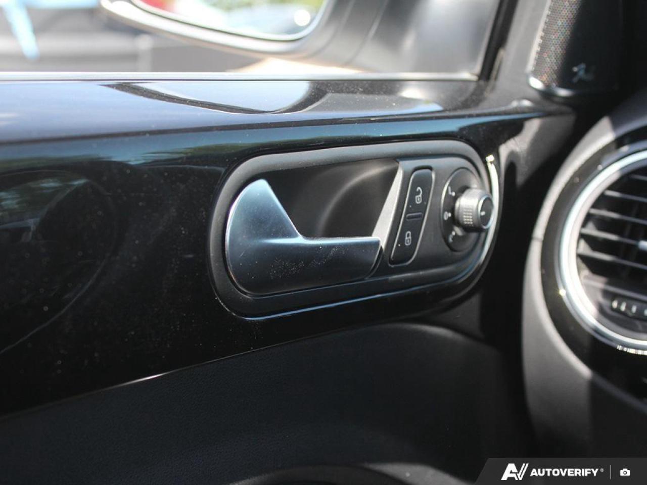 2018 Volkswagen Beetle 2.0 TSI Dune 2dr Convertible Photo