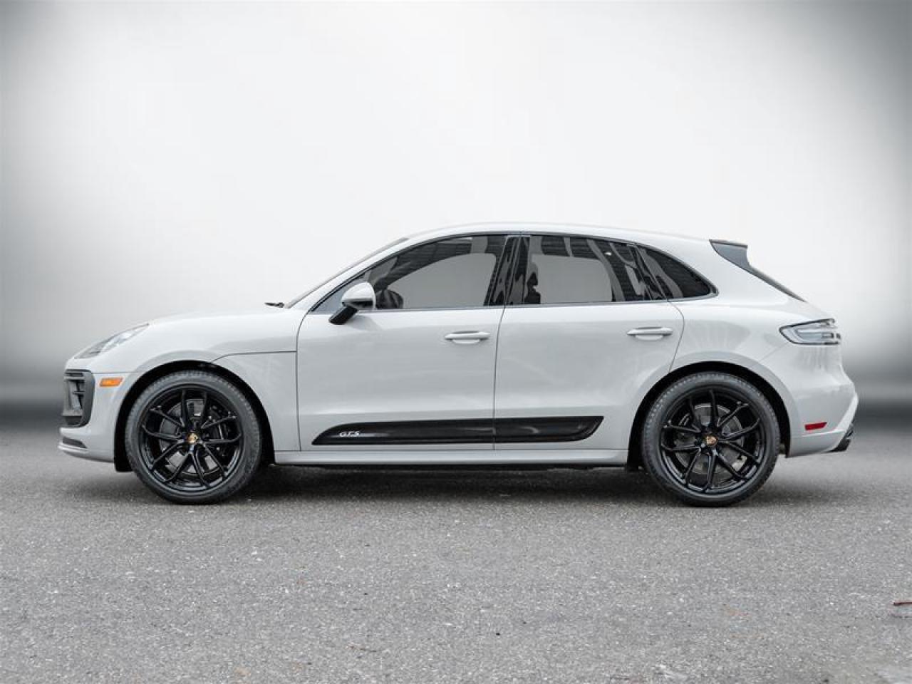 2025 Porsche Macan GTS 4dr All-Wheel Drive Photo3