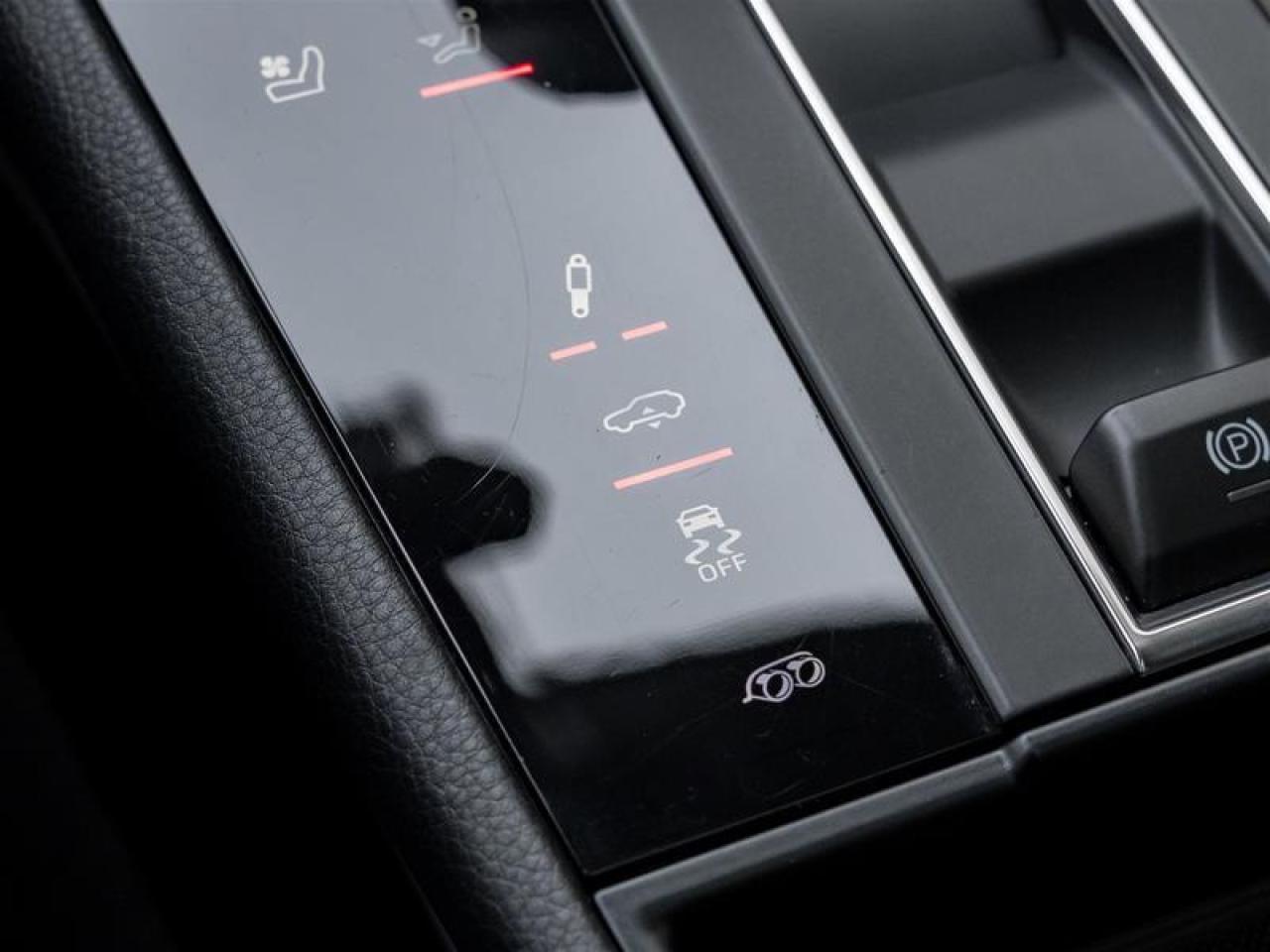 2025 Porsche Macan GTS 4dr All-Wheel Drive Photo