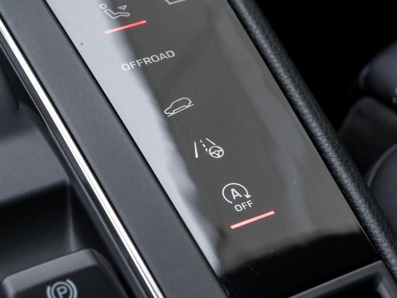 2025 Porsche Macan GTS 4dr All-Wheel Drive Photo