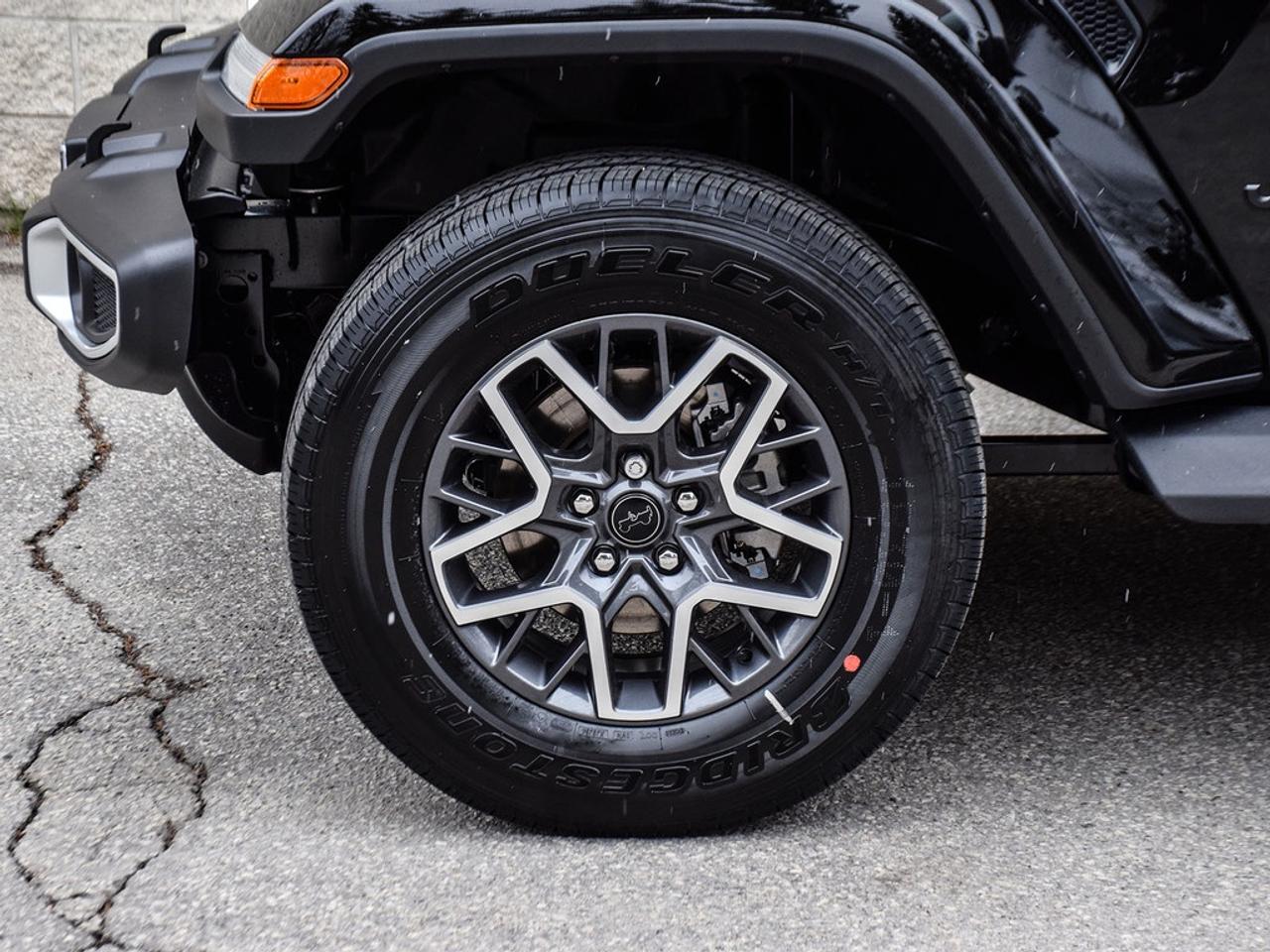 2025 Jeep Wrangler SAHARA 4DR 4X4 Photo